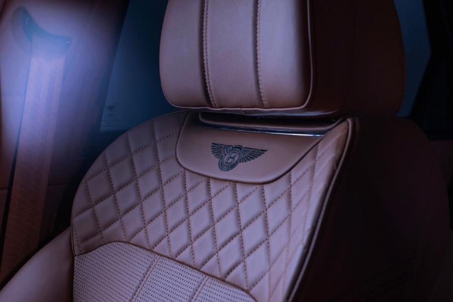 Детали интерьера Bentley Bentayga by Inkas 2019 года  (фото 9 из 20)